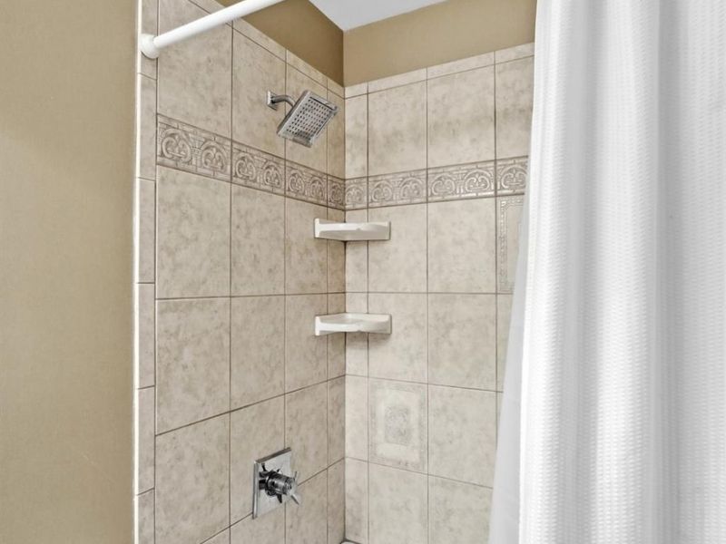 1374 Wexford Lane, Green Township, OH 45233 Photo 37
