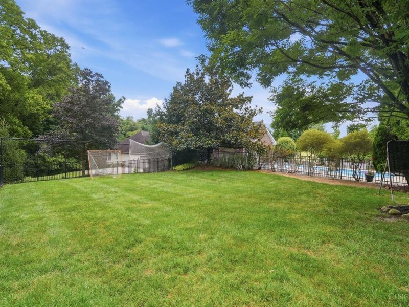 1374 Wexford Lane, Green Township, OH 45233 Photo 65