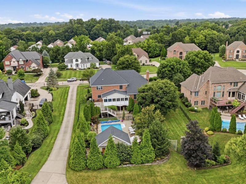 1374 Wexford Lane, Green Township, OH 45233 Photo 7