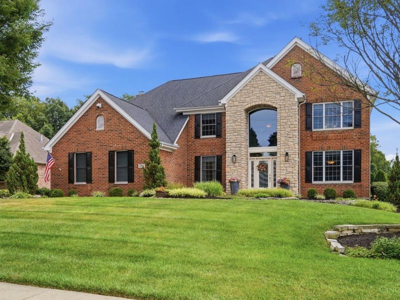 1374 Wexford Lane, Green Township, OH 45233 Photo 9