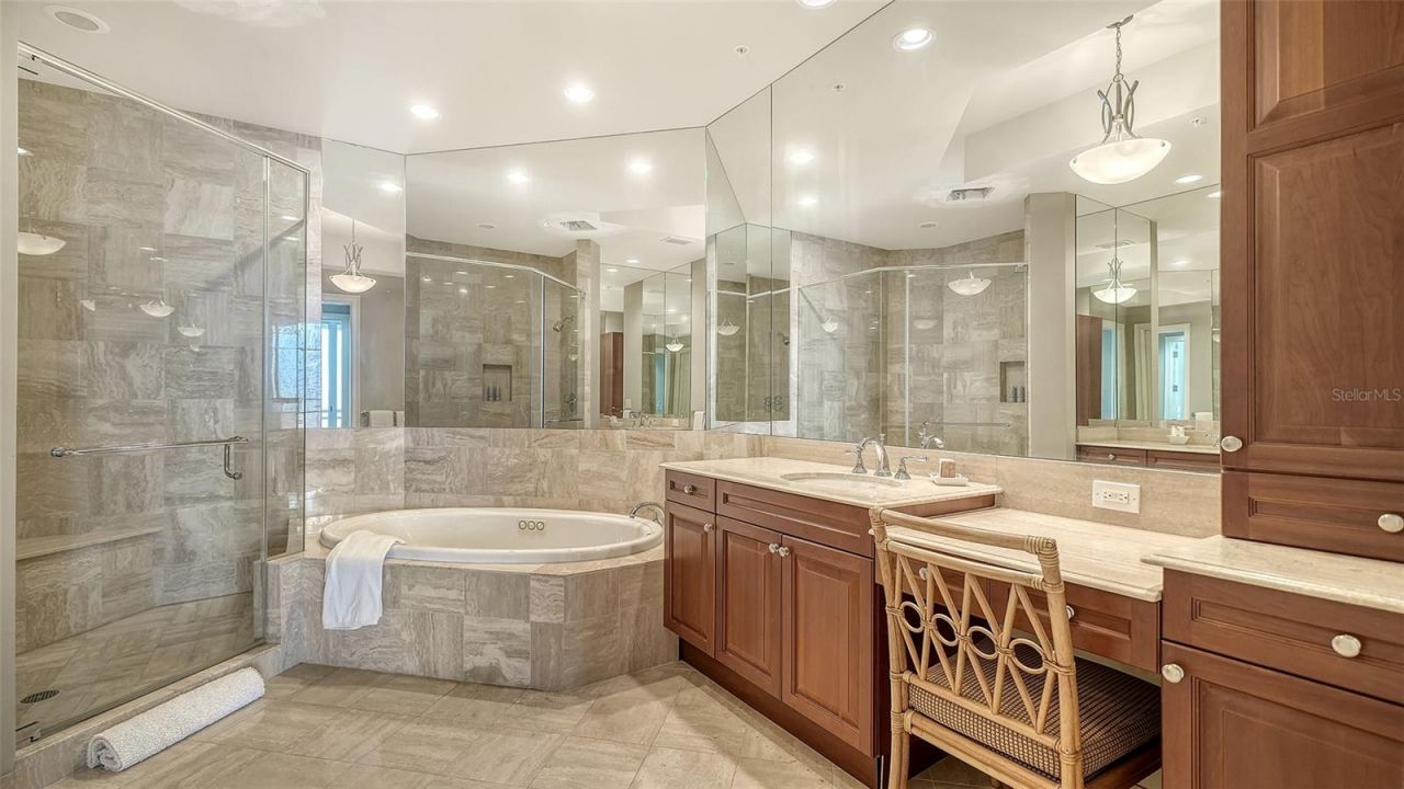 1300 Benjamin Franklin Drive, Unit 1205 & 120, Sarasota, FL 34236 Photo