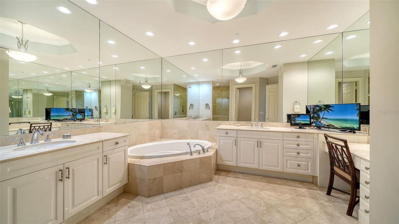 1300 Benjamin Franklin Drive, Unit 1205 & 120, Sarasota, FL 34236 Photo