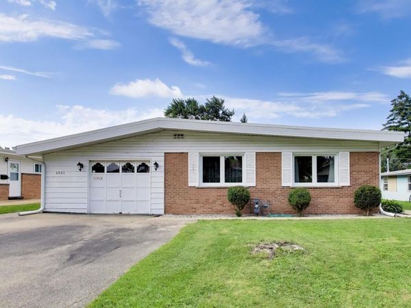 4641 Locust Avenue , Glenview, IL 60025