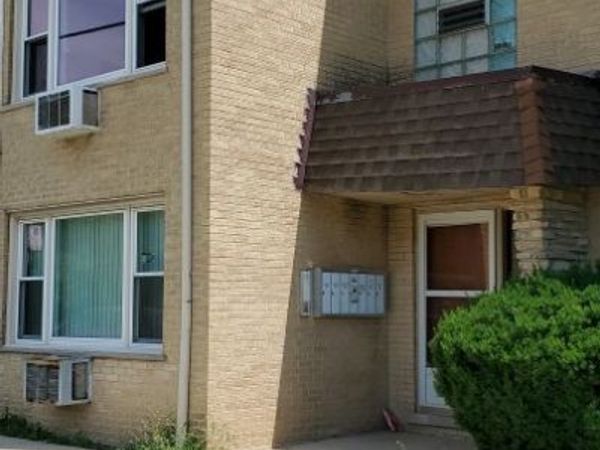 8758 W Berwyn Avenue , Unit 1-NW, Chicago, IL 60656