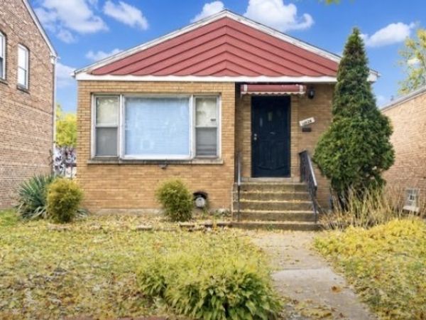 14210 S Wabash Avenue , Riverdale, IL 60827