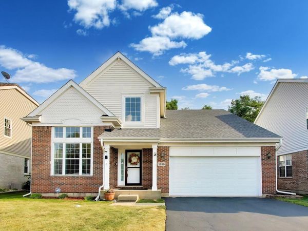 1819 Krowka Drive , Des Plaines, IL 60018