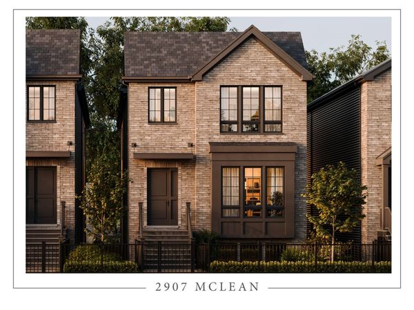 2907 W McLean Avenue, Chicago, IL 60647