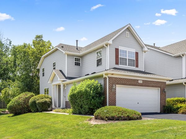 260 Ridge Road , Unit 260, North Aurora, IL 60542
