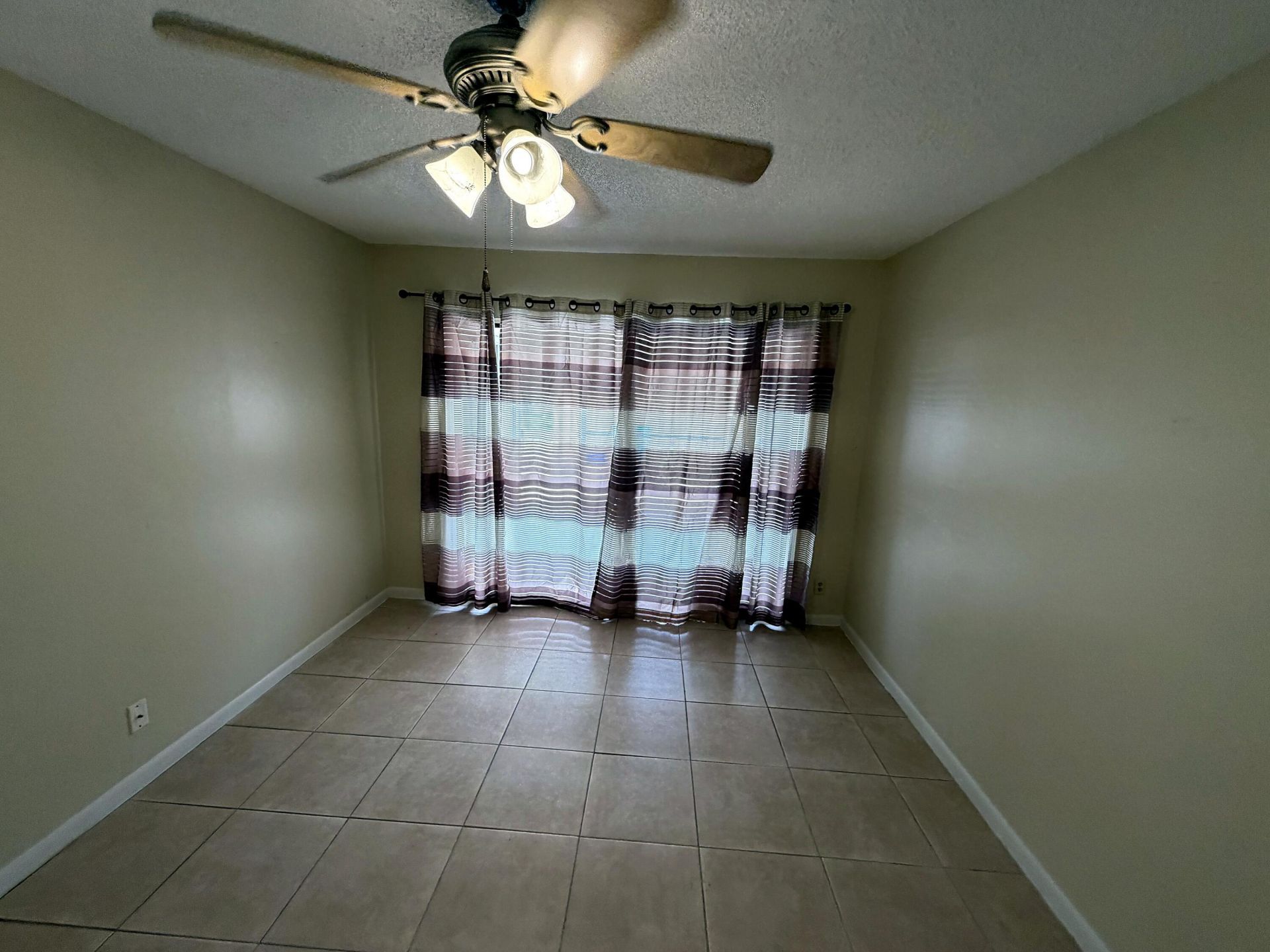 2400 SW 19th Avenue, Unit 128, Boynton Beach, FL 33426 Photo
