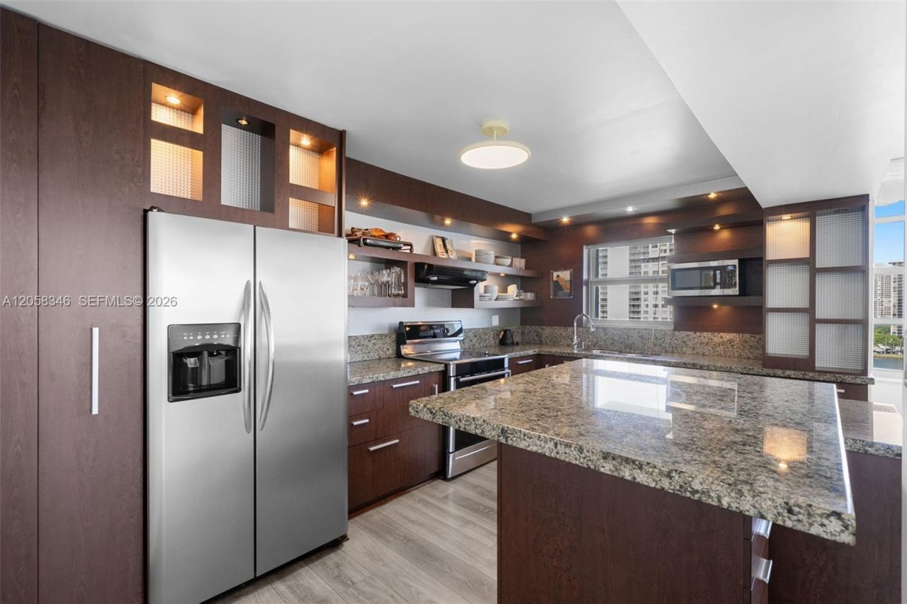 2780 NE 183rd St , Unit 1216, Aventura, FL 33160 Photo
