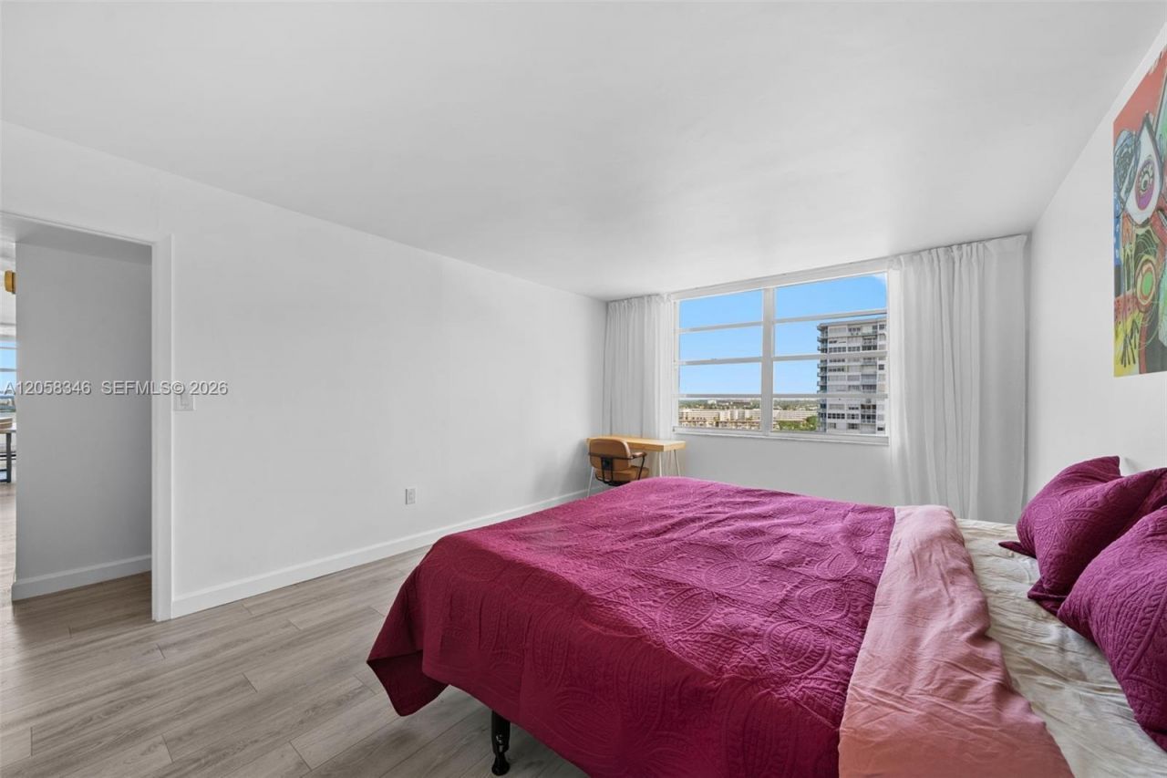2780 NE 183rd St , Unit 1216, Aventura, FL 33160 Photo