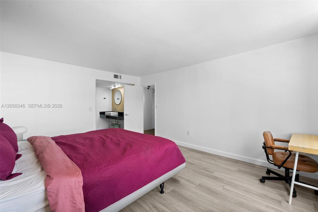 2780 NE 183rd St , Unit 1216, Aventura, FL 33160 Photo
