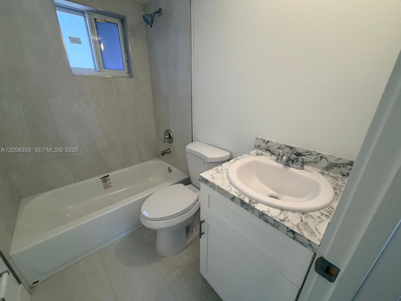921 SW 7th St , Unit 3, Miami, FL 33130 Photo