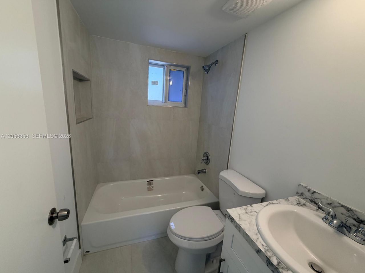 921 SW 7th St , Unit 3, Miami, FL 33130 Photo