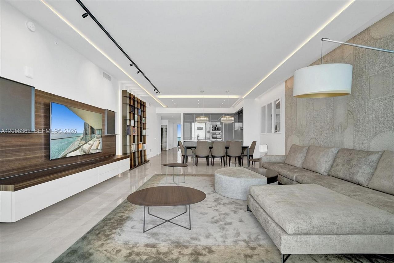 18975 Collins Ave , Unit 2001, Sunny Isles Beach, FL 33160 Photo