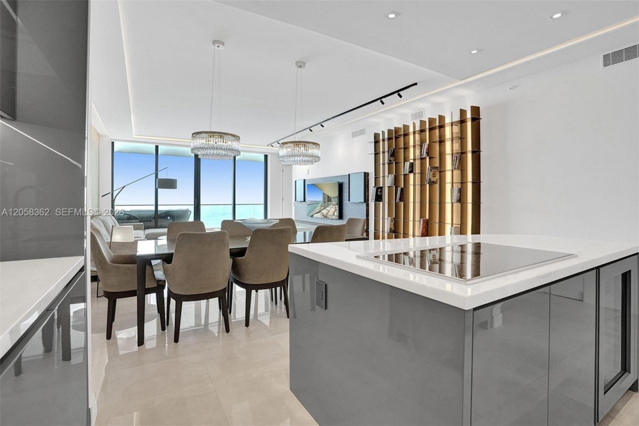 18975 Collins Ave , Unit 2001, Sunny Isles Beach, FL 33160 Photo
