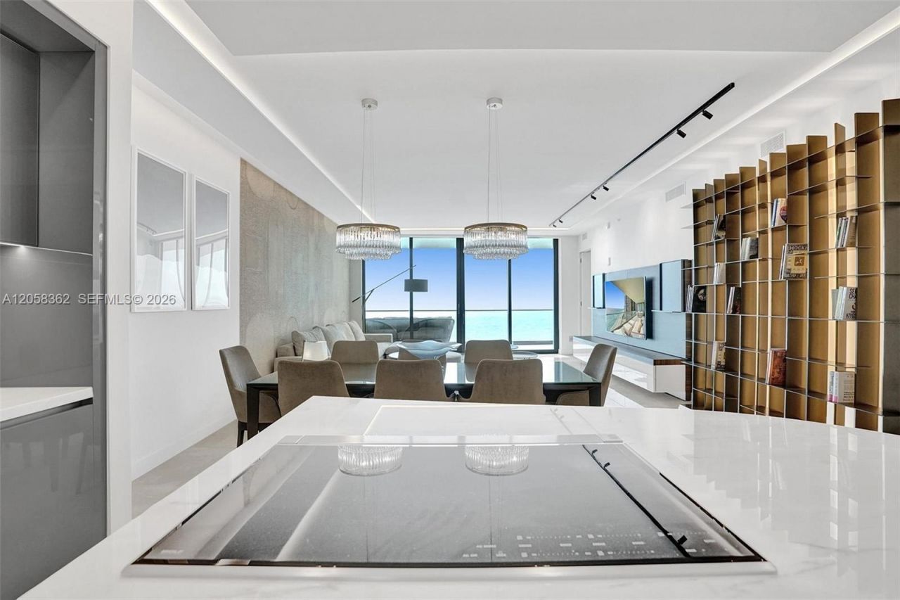 18975 Collins Ave , Unit 2001, Sunny Isles Beach, FL 33160 Photo