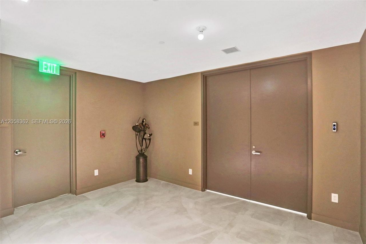 18975 Collins Ave , Unit 2001, Sunny Isles Beach, FL 33160 Photo