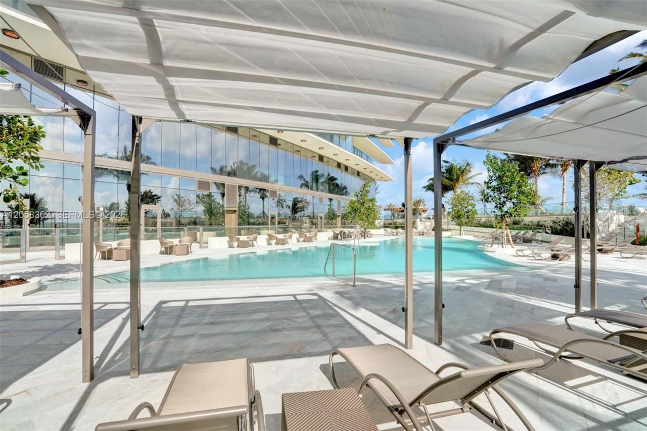18975 Collins Ave , Unit 2001, Sunny Isles Beach, FL 33160 Photo