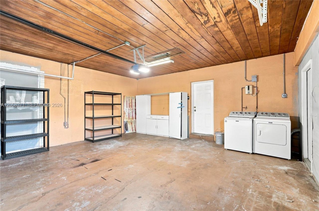 2220 De Soto Dr, Miramar, FL 33023 Photo