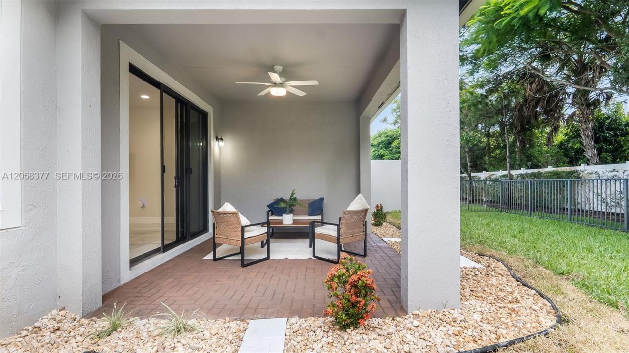 7295 Stella Ln, Lake Worth, FL 33463 Photo