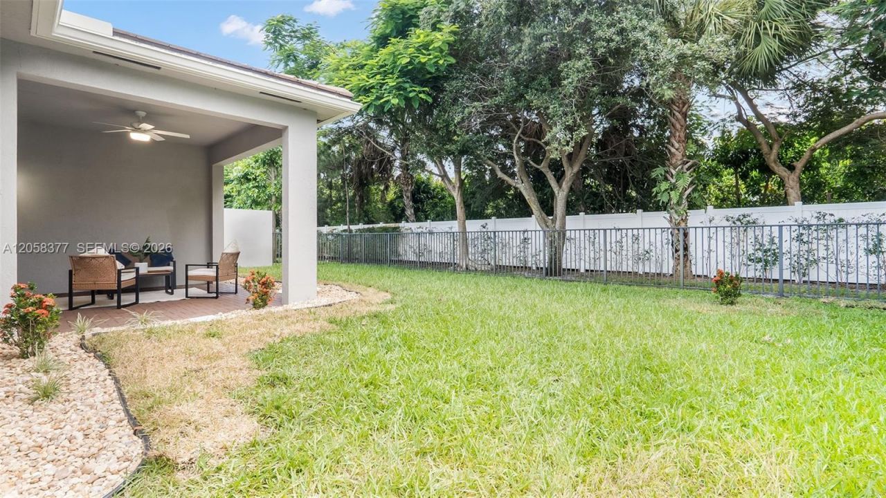 7295 Stella Ln, Lake Worth, FL 33463 Photo