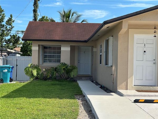 9540 SW 36th St , Unit 2, Miami, FL 33165