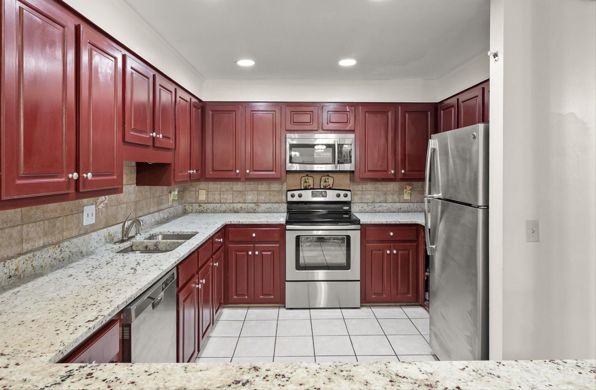 34 Arabian Drive Photo 12