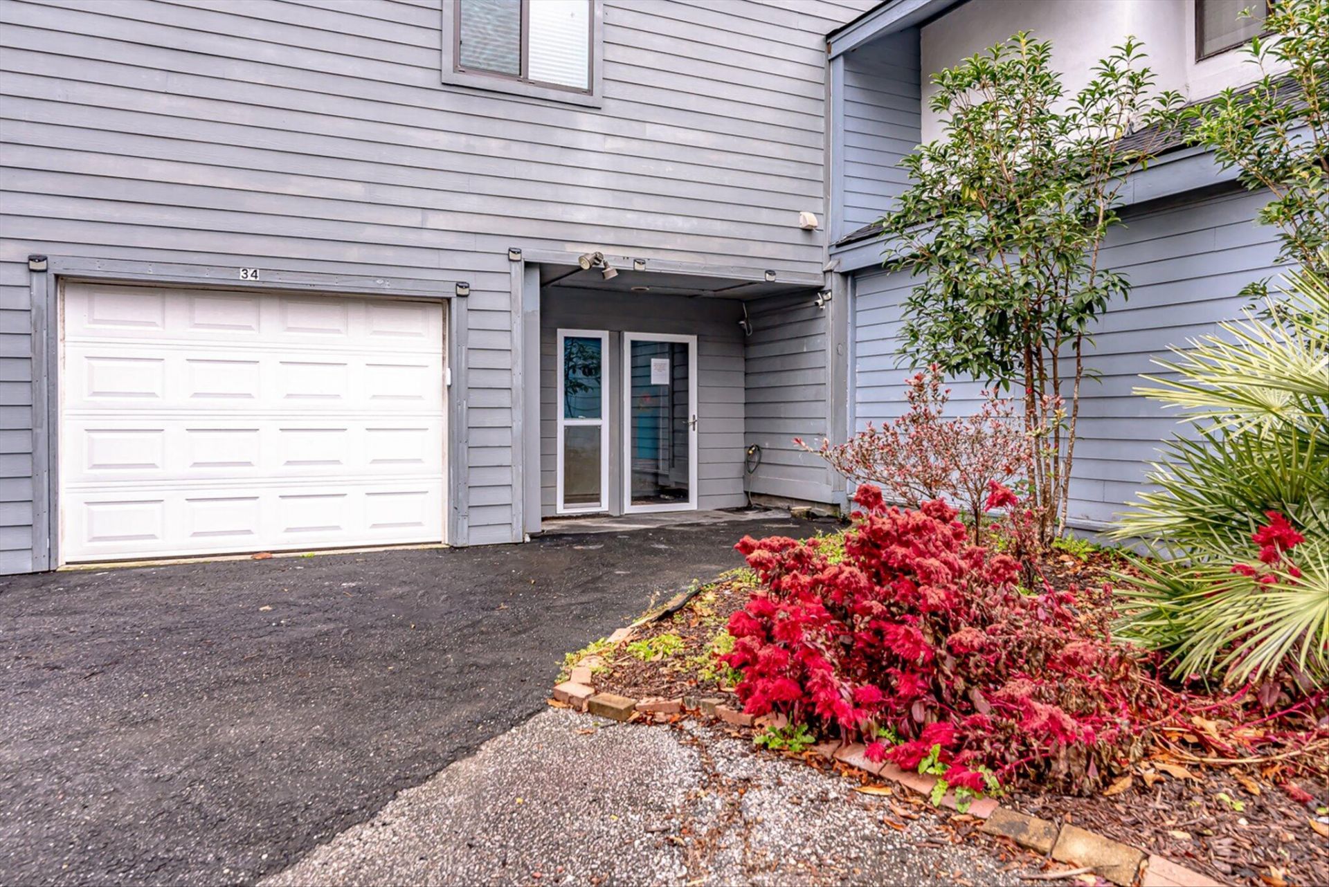 34 Arabian Drive Photo 4
