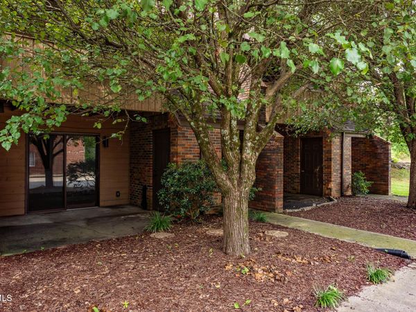 500 Fleetwood Drive, Unit 7, Kingsport, TN 37660