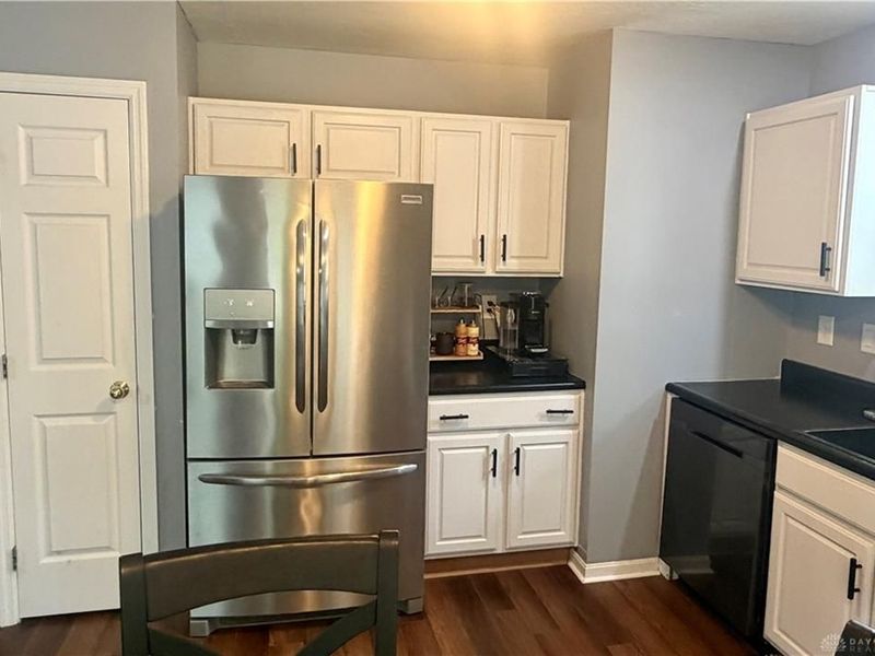 110 Waterstone Drive, Franklin, OH 45005 Photo 7