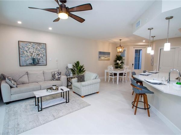 262 Indies Dr, Unit 101, NAPLES, FL 34114