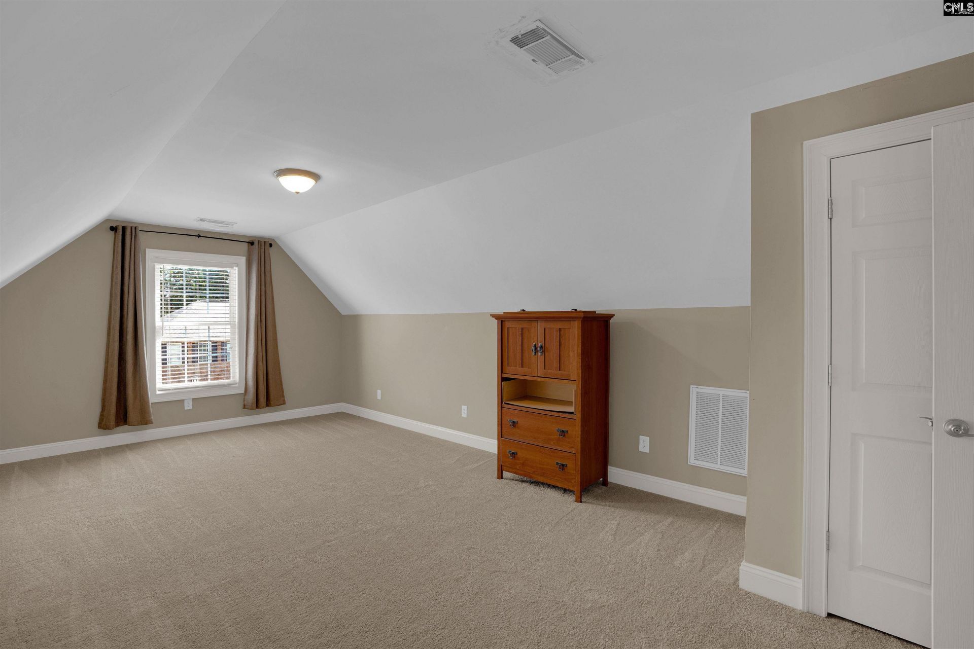 525 Everton Drive Photo 30