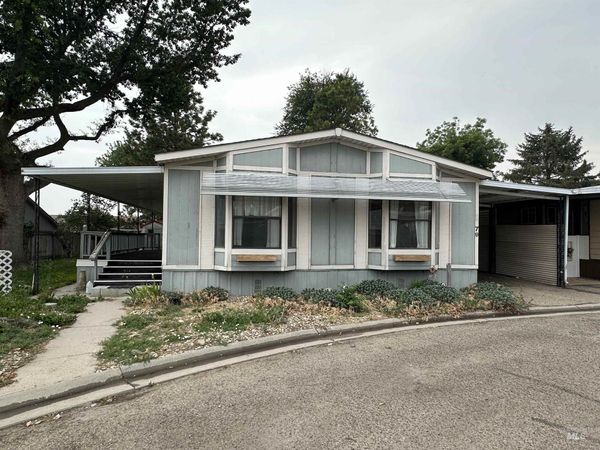 1715 W Flamingo Ave, Unit 79, Nampa, ID 83651