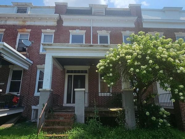 413 LYNDHURST STREET, BALTIMORE, MD 21229