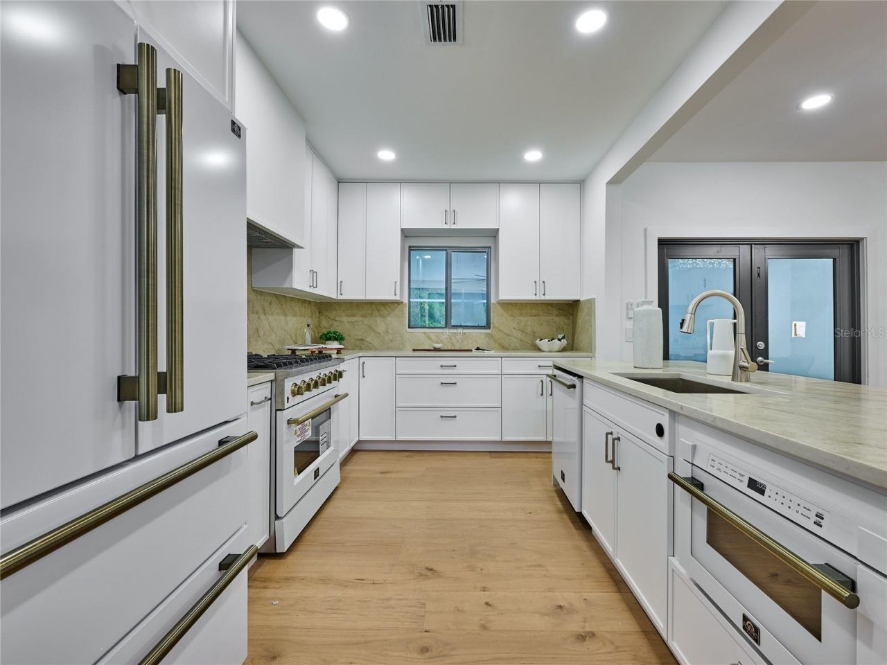 5209 2nd Avenue N, Saint Petersburg, FL 33710 Photo