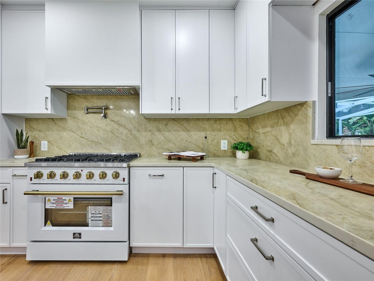 5209 2nd Avenue N, Saint Petersburg, FL 33710 Photo