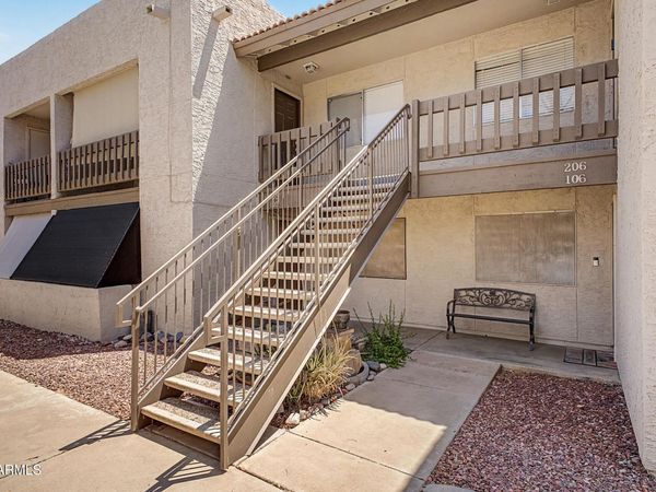 520 N STAPLEY Drive, Unit 205, Mesa, AZ 85203