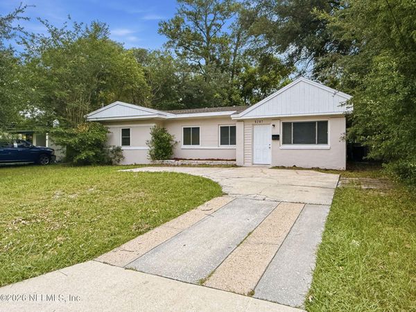 5207 JANICE Circle S, Jacksonville, FL 32210