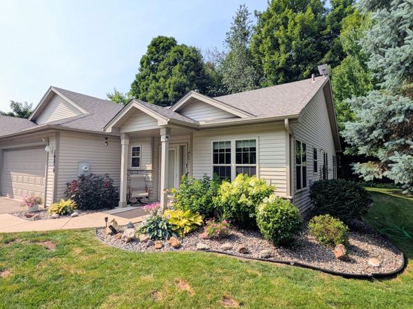 10850 Woodland Drive, Chisago City, MN 55013