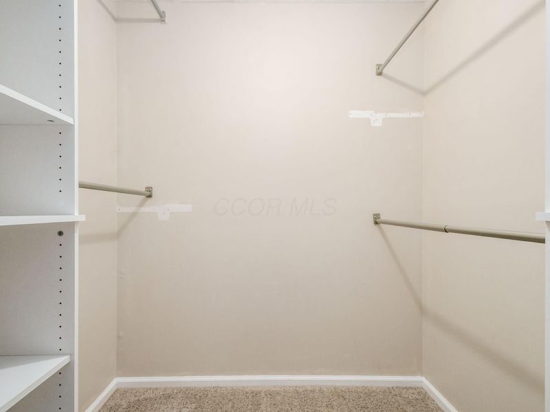 1679 Saint Albans Court, Unit 22-79, Columbus, OH 43220 Photo 22