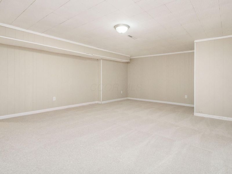 1679 Saint Albans Court, Unit 22-79, Columbus, OH 43220 Photo 28
