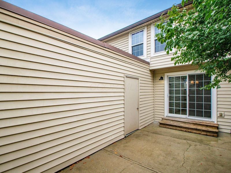 1679 Saint Albans Court, Unit 22-79, Columbus, OH 43220 Photo 31