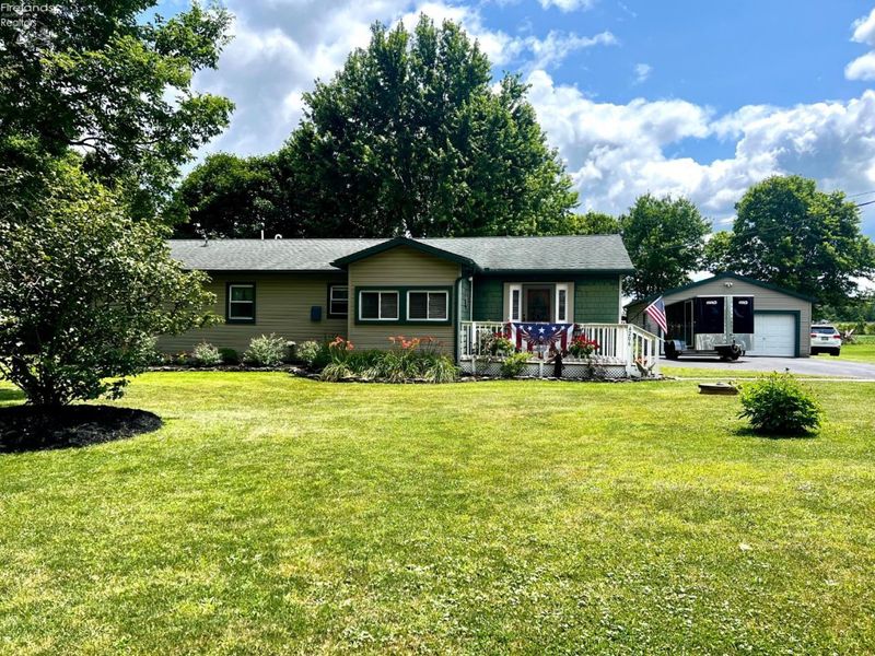 4206 Harris Road, Sandusky, OH 44870 Photo 2