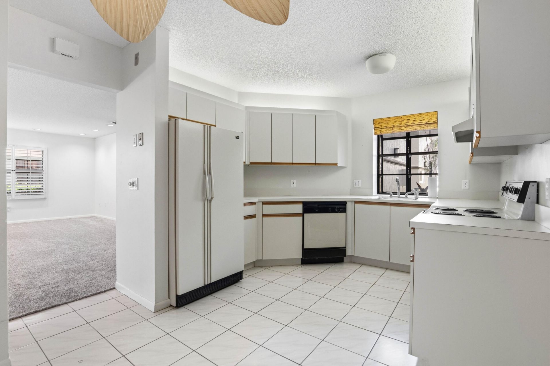 5226 Europa Drive, Unit c, Boynton Beach, FL 33437 Photo