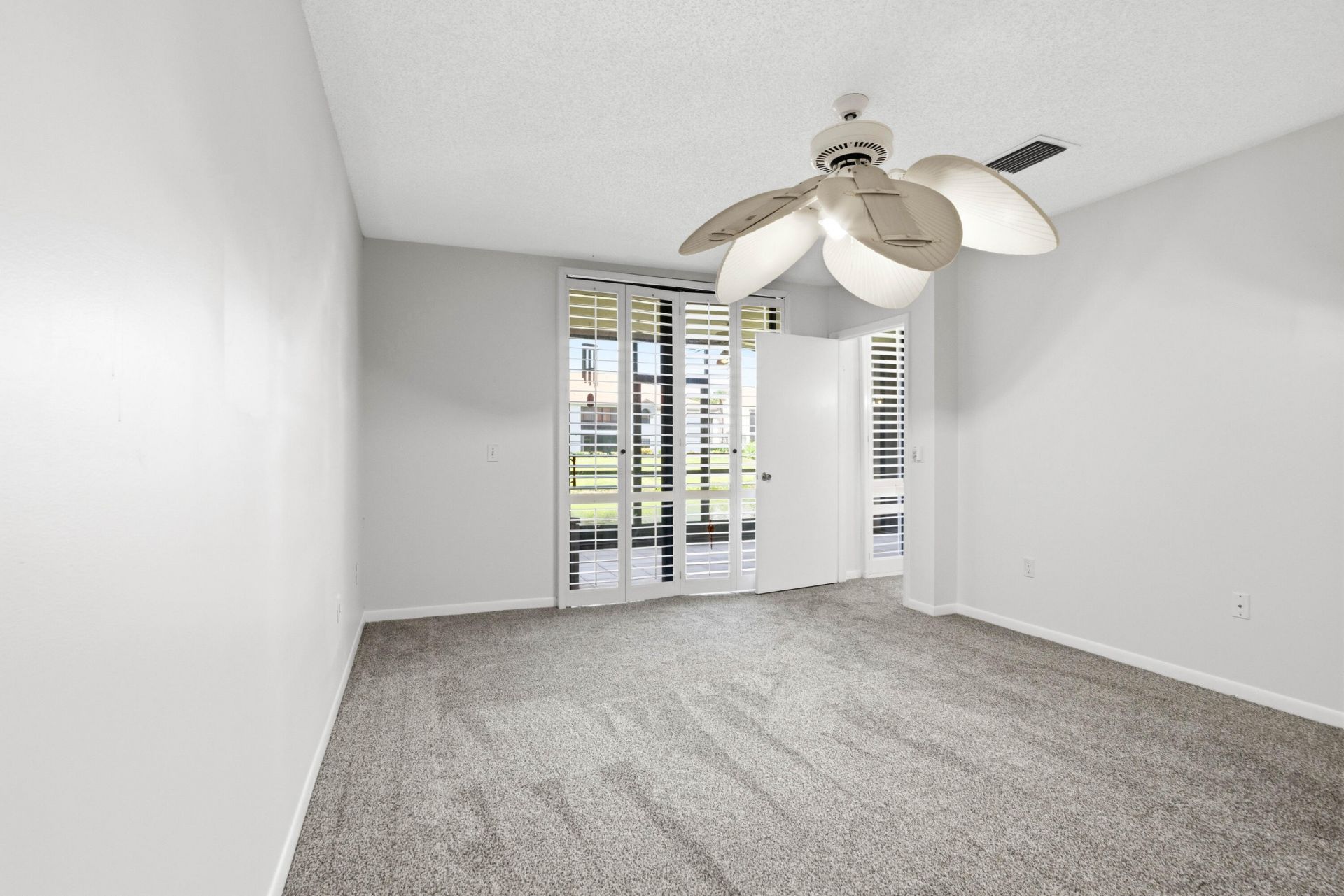 5226 Europa Drive, Unit c, Boynton Beach, FL 33437 Photo