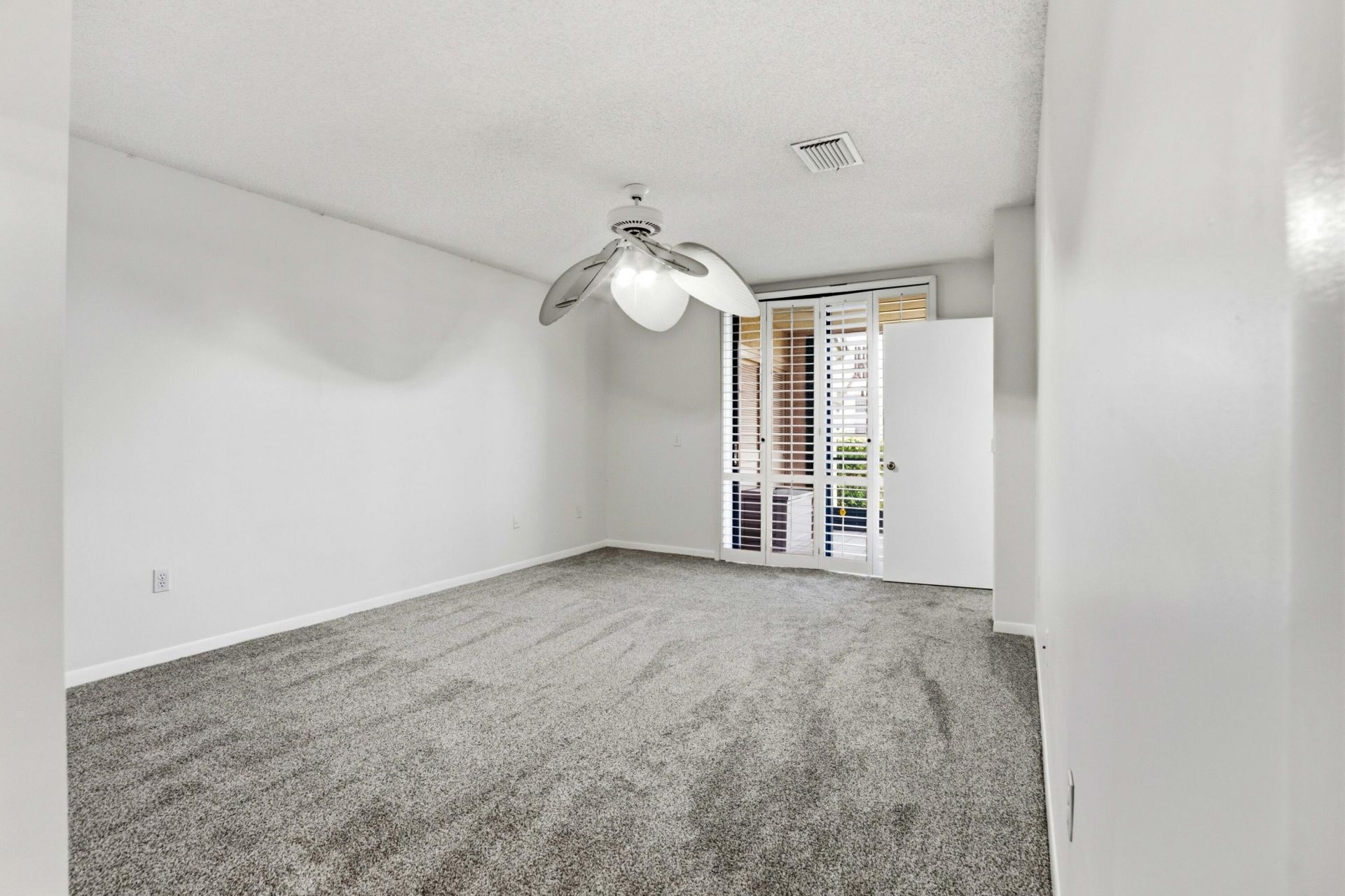 5226 Europa Drive, Unit c, Boynton Beach, FL 33437 Photo
