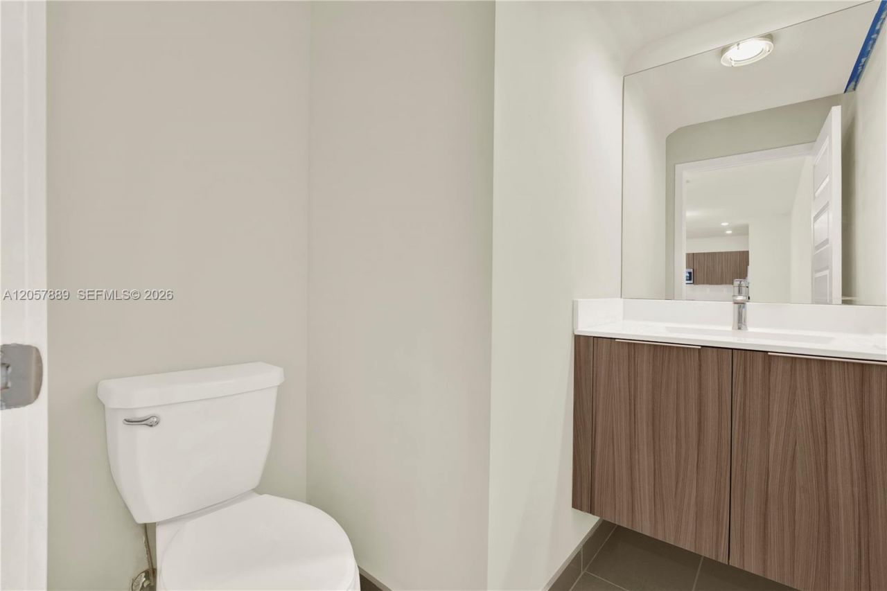 4971 NW 84th Ave , Doral, FL 33166 Photo
