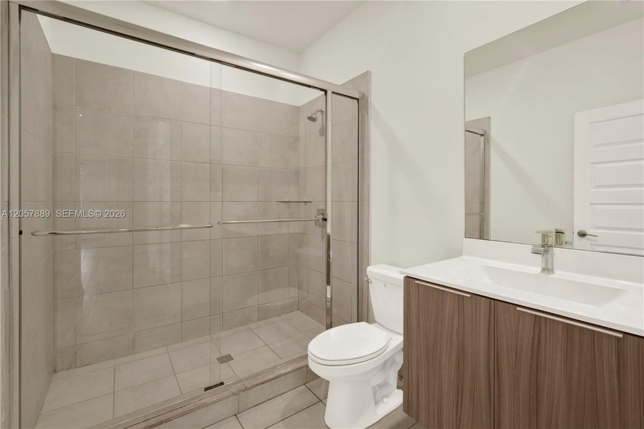4971 NW 84th Ave , Doral, FL 33166 Photo