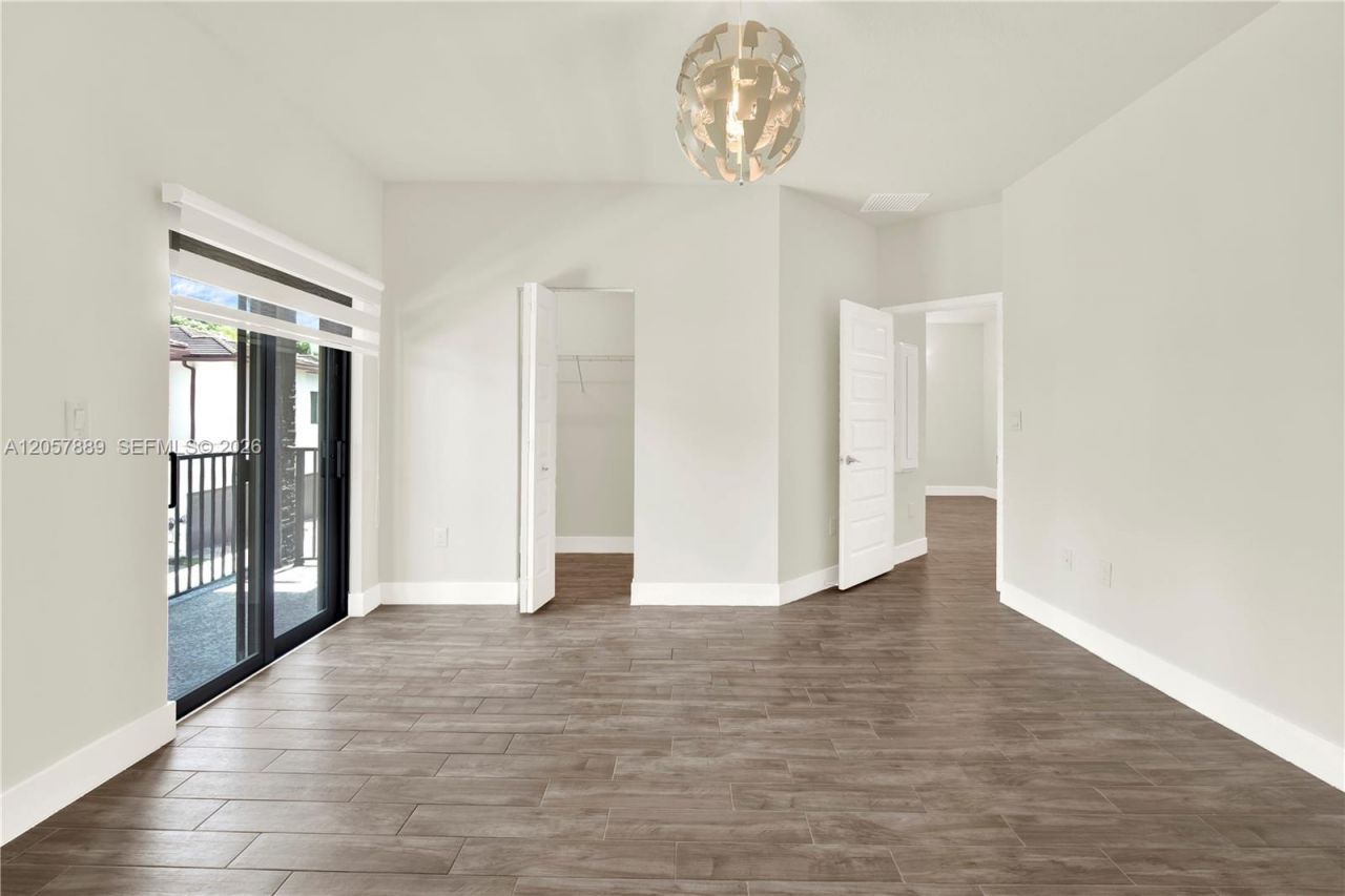 4971 NW 84th Ave , Doral, FL 33166 Photo